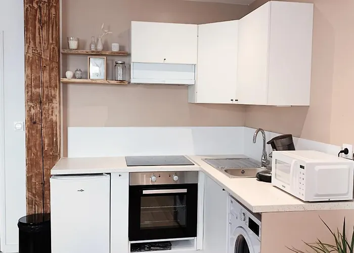 Maison De Pecheur Centre-village Au Calme Appartement